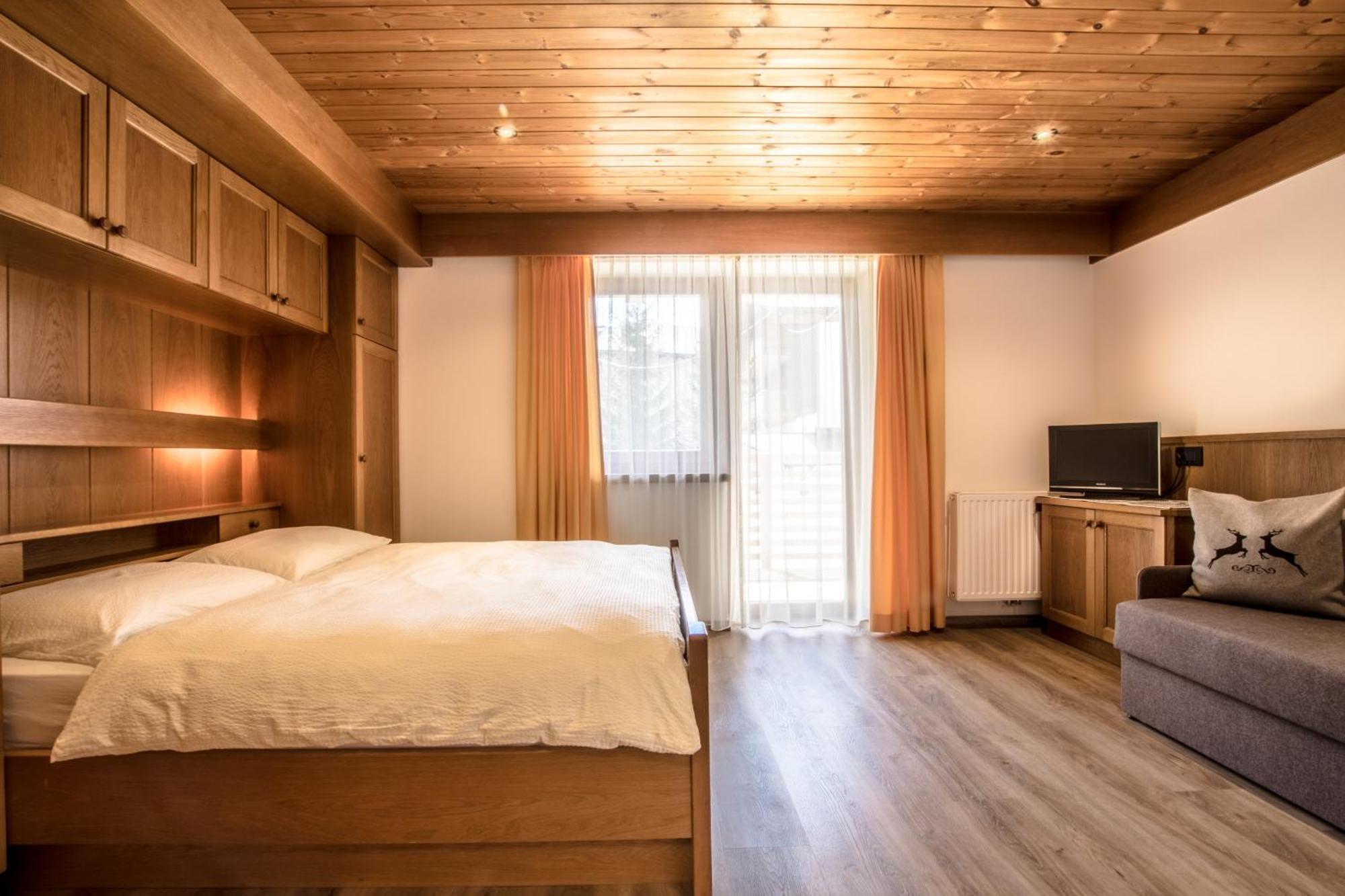 Residence Crazzolara Ла-Вілла Екстер'єр фото